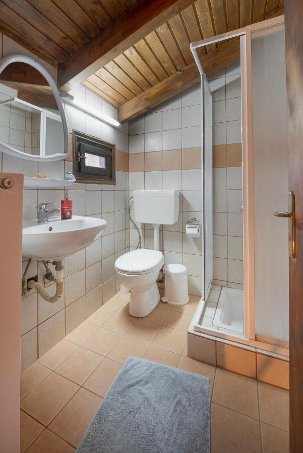 Chalet Renata 2 Livadi Arachovas Kalívia Dış mekan fotoğraf